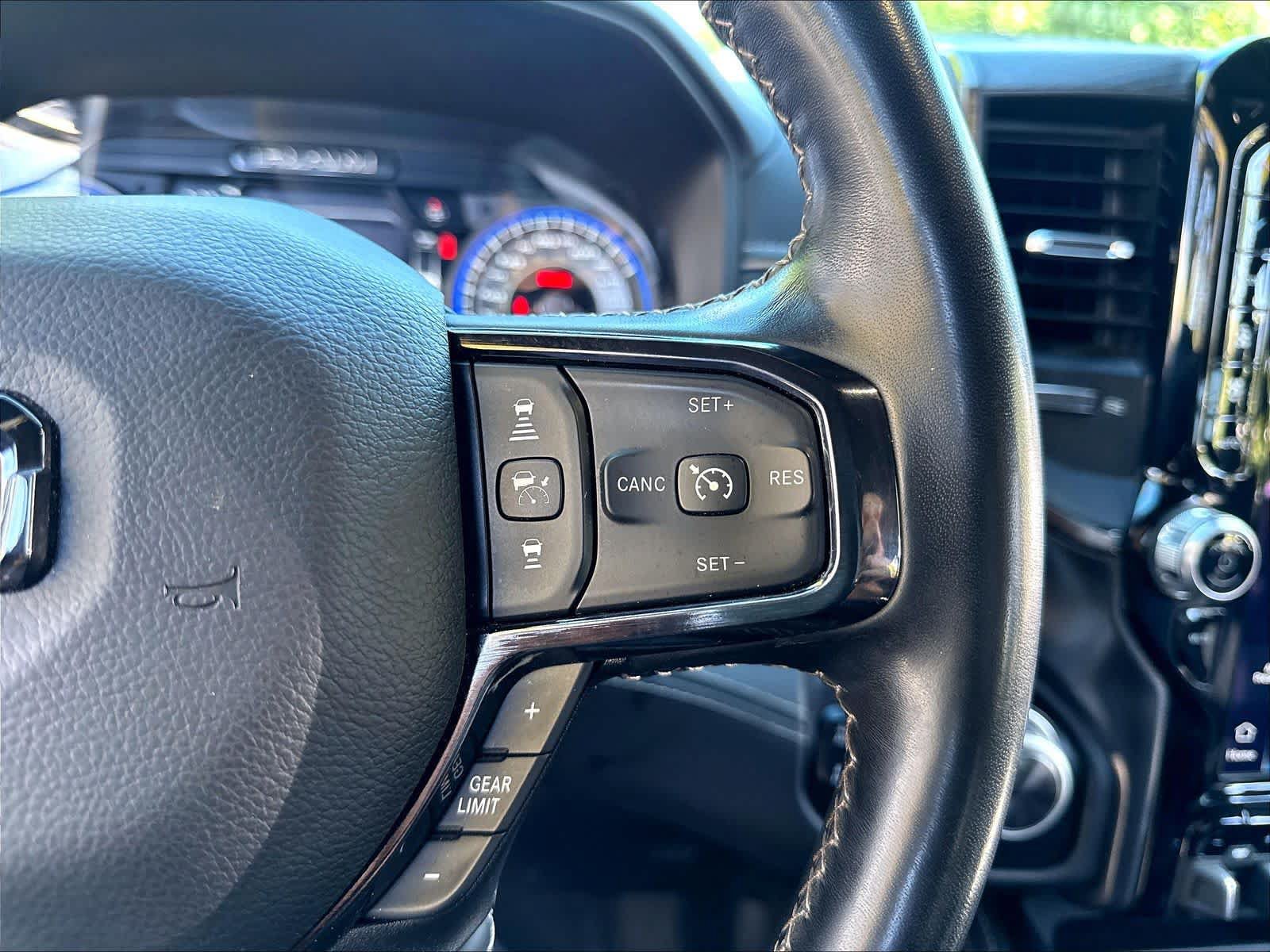 Used 2022 RAM 1500 Limited AWD/4WD image 19