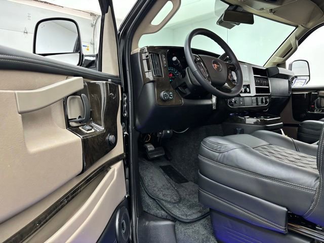 New 2026 GMC Savana 2500 w/ Driver Convenience Package RWD image 17