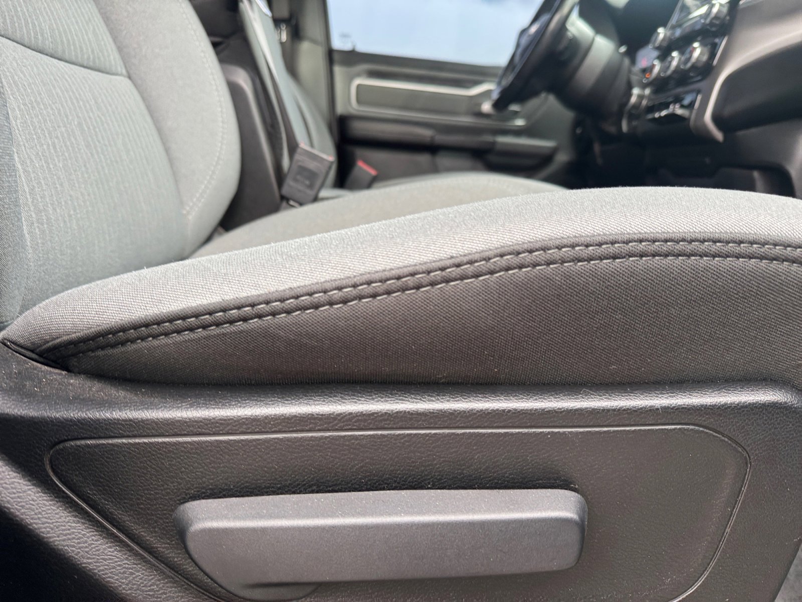 Certified 2021 RAM 1500 Big Horn image 31