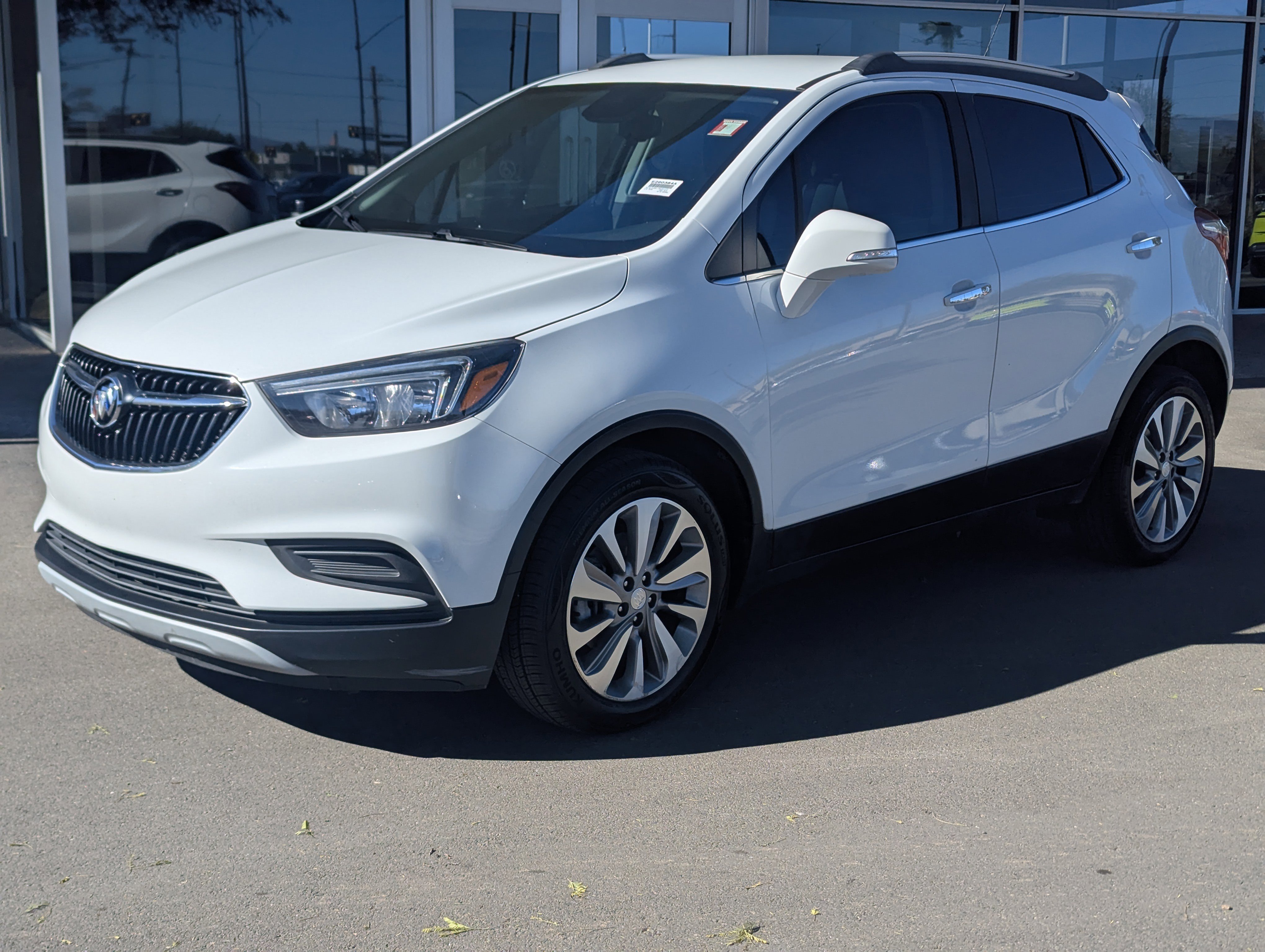 Used 2018 Buick Encore Preferred image 5