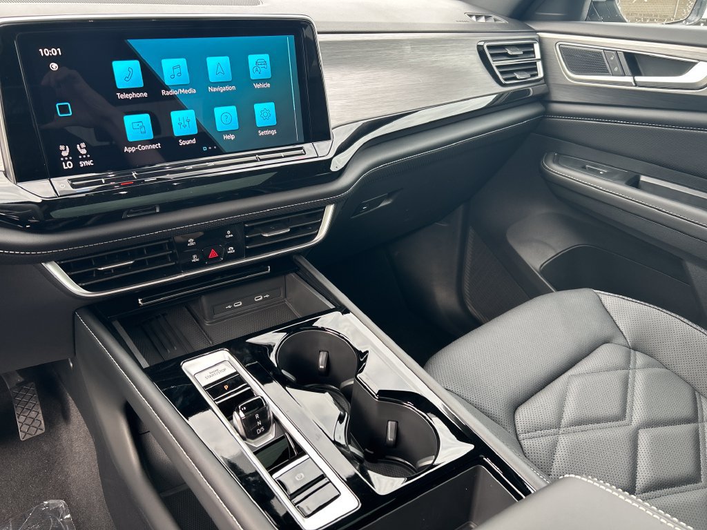 New 2026 Volkswagen Atlas Cross Sport SE AWD/4WD image 18