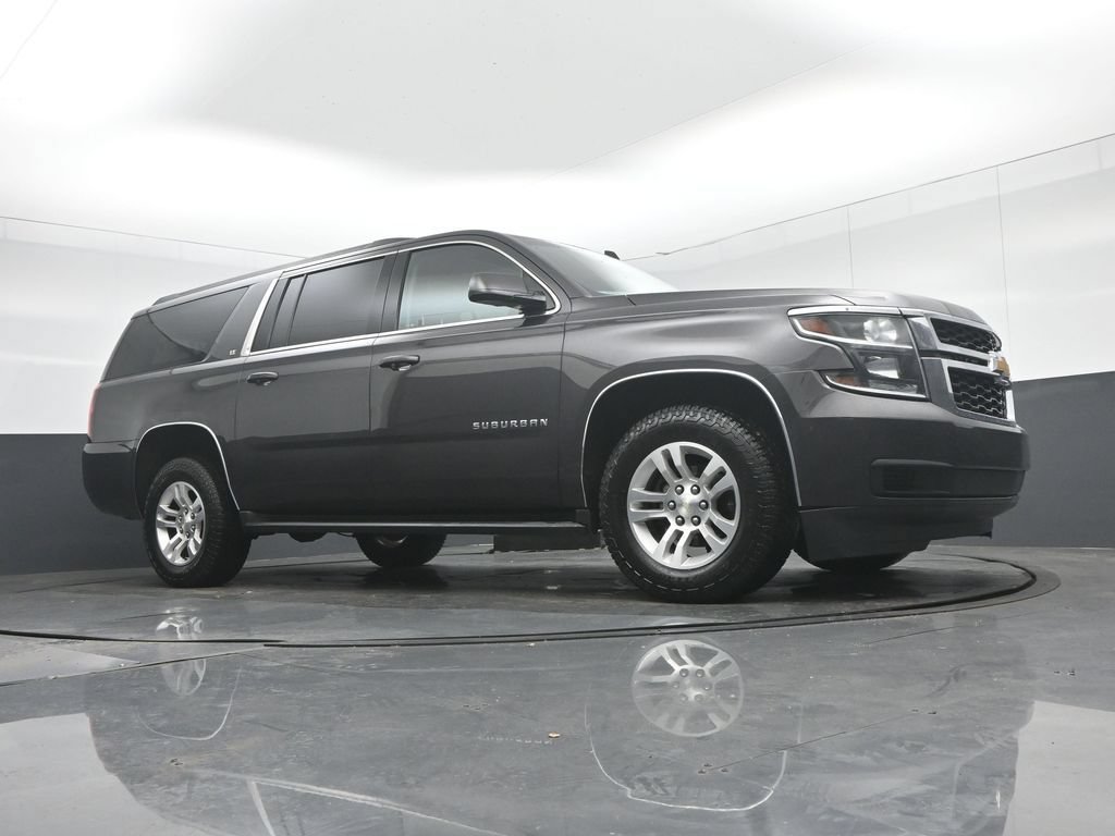 Used 2018 Chevrolet Suburban LT AWD/4WD image 65