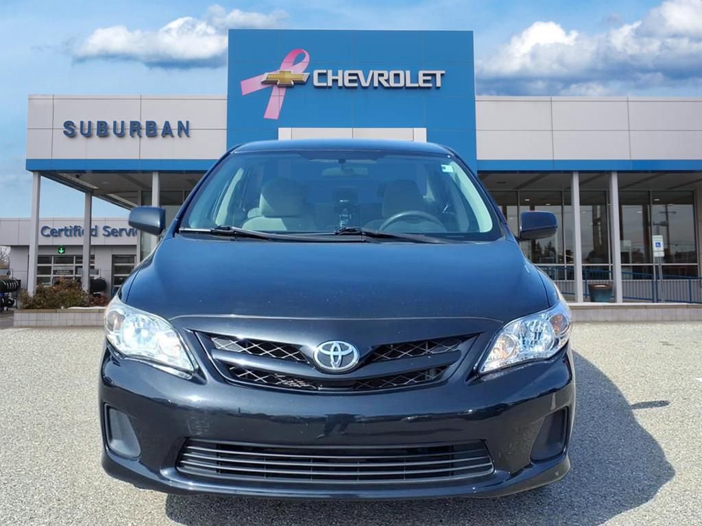 Used 2012 Toyota Corolla LE image 2