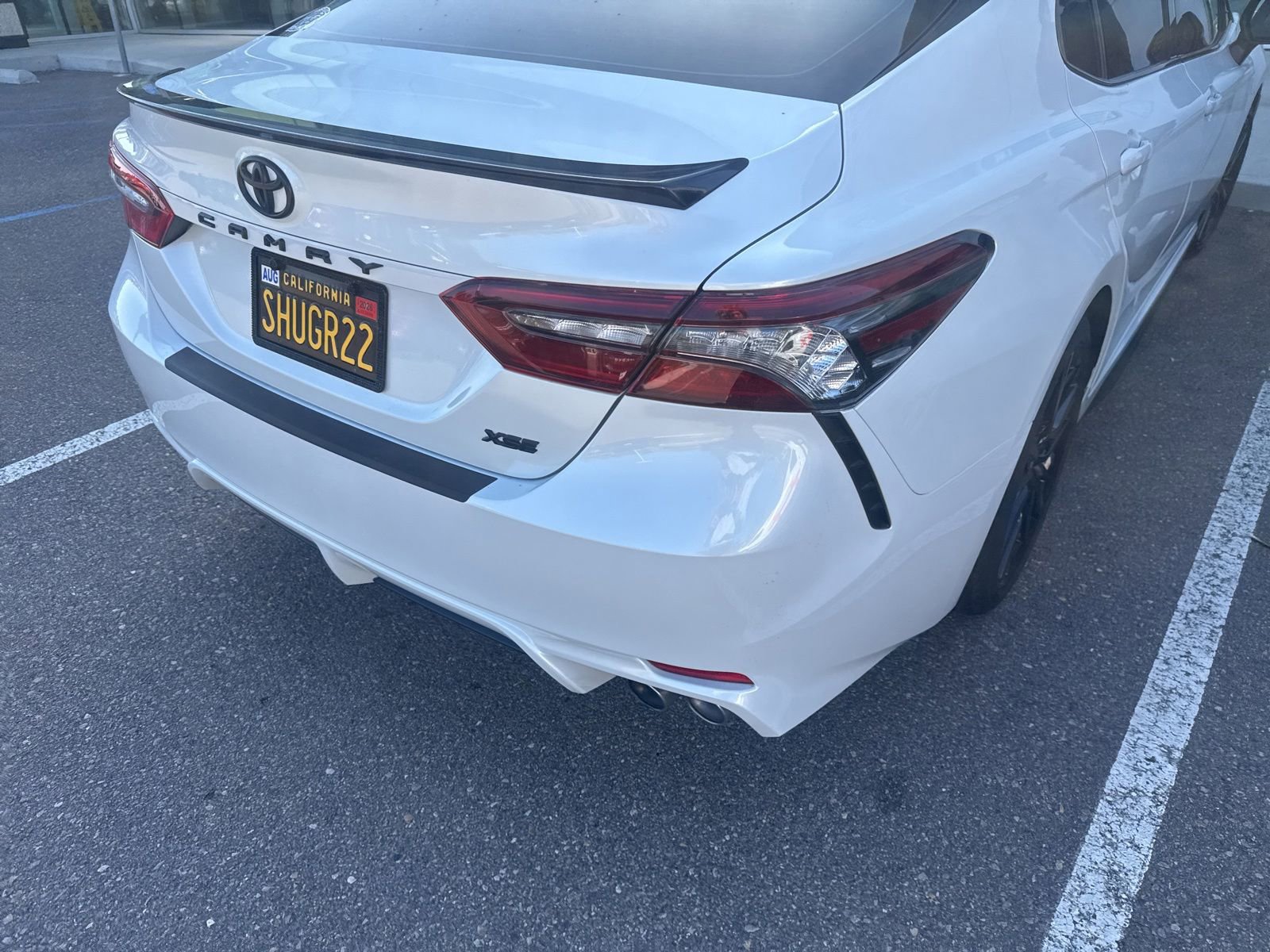 Used 2023 Toyota Camry XSE FWD image 2