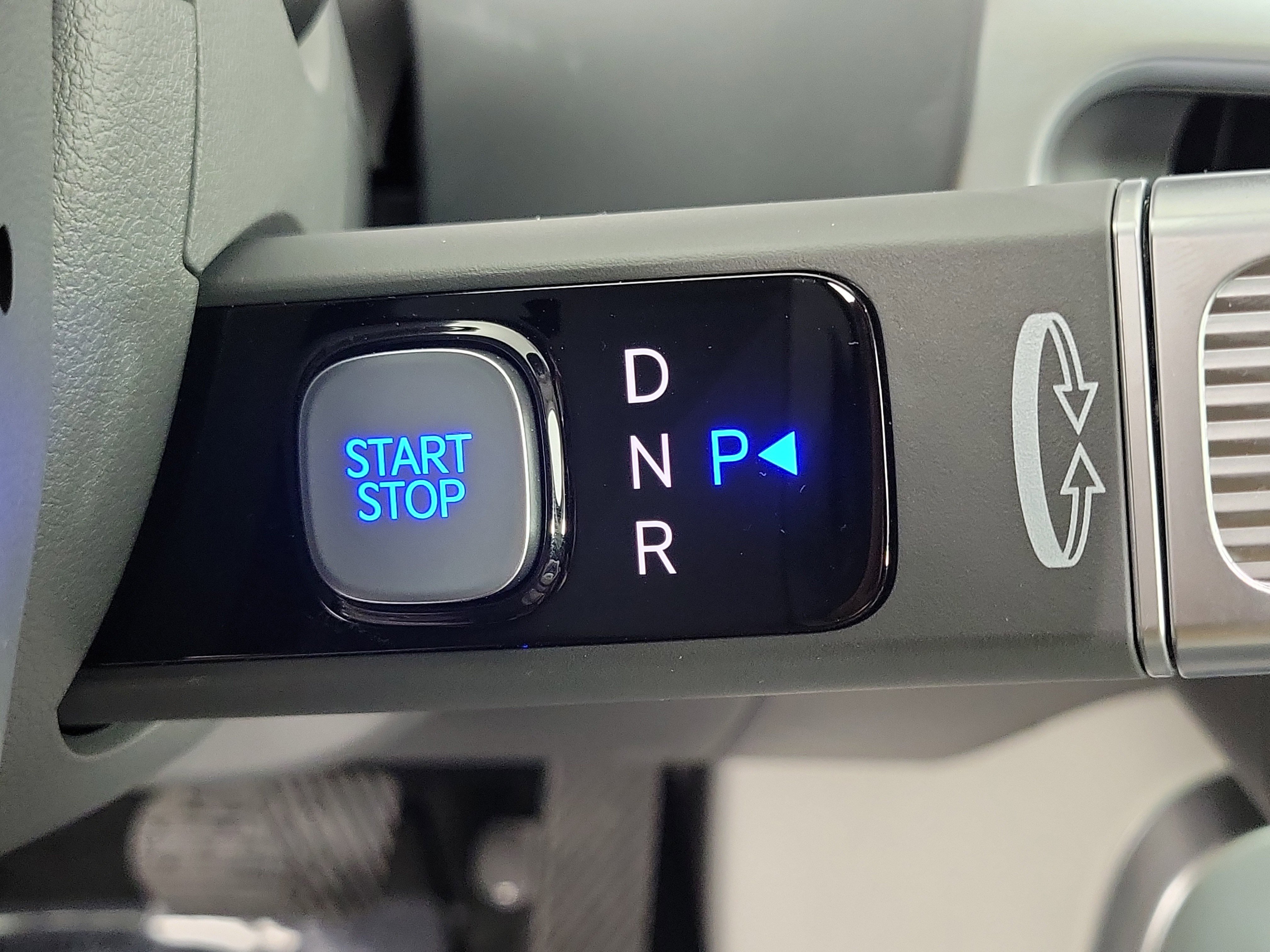 New 2026 Hyundai Ioniq 9 Limited image 17