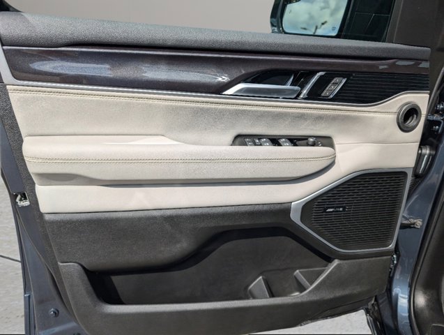 New 2024 Jeep Wagoneer 2WD w/ Premium Group I image 12