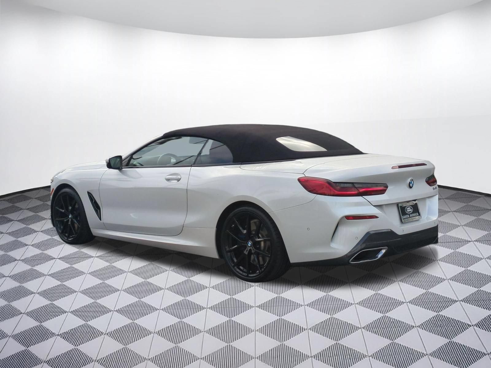 Used 2024 BMW 840i Convertible w/ Driving Assistance Package RWD image 3