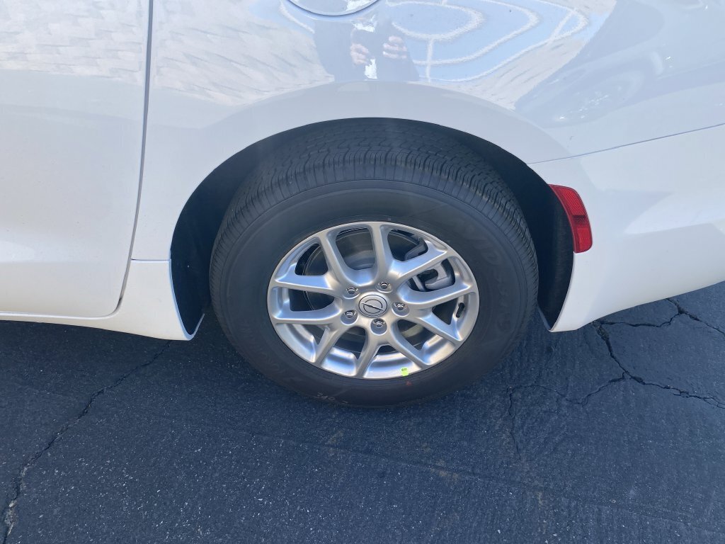 New 2026 Chrysler Voyager LX FWD image 17