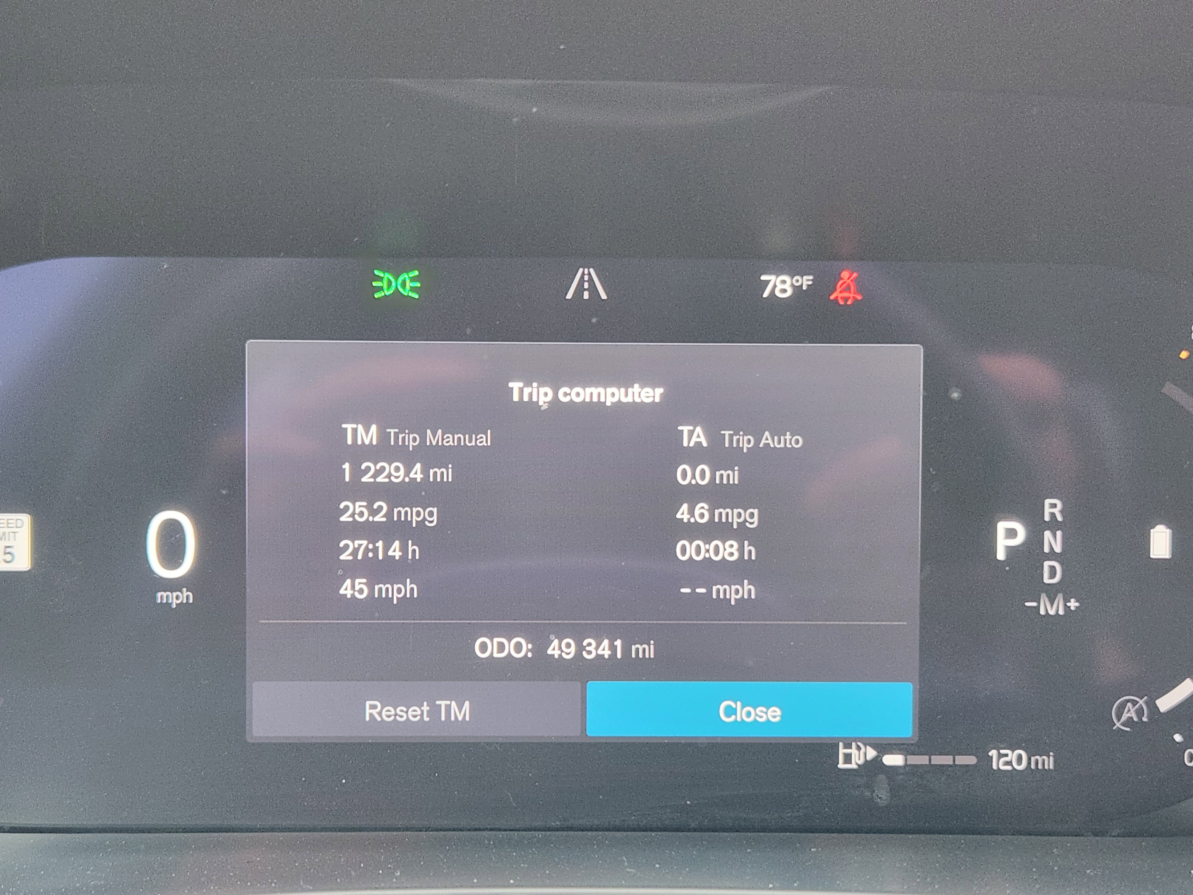 Used 2022 Volvo XC60 B5 R-Design AWD/4WD image 8