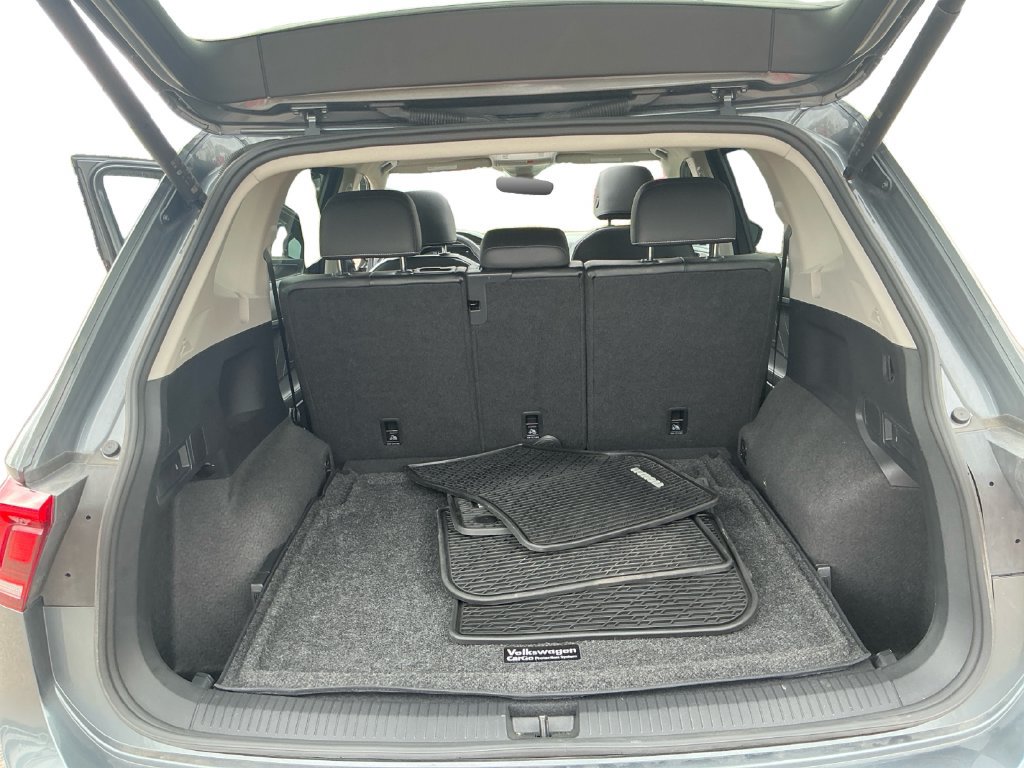 Used 2024 Volkswagen Tiguan SE w/ Panoramic Sunroof Package AWD/4WD image 24