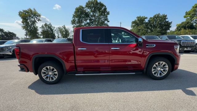 Used 2022 GMC Sierra 1500 Denali AWD/4WD image 2