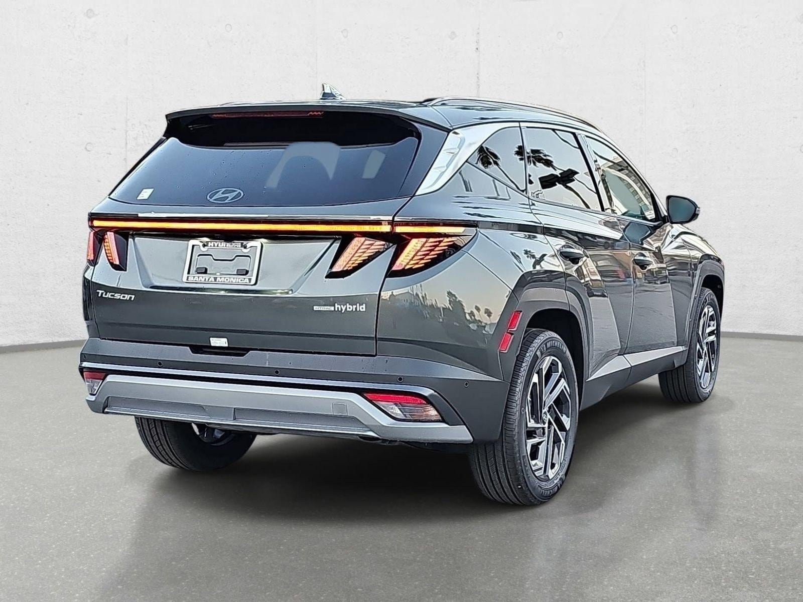 New 2026 Hyundai Tucson Limited AWD/4WD image 3