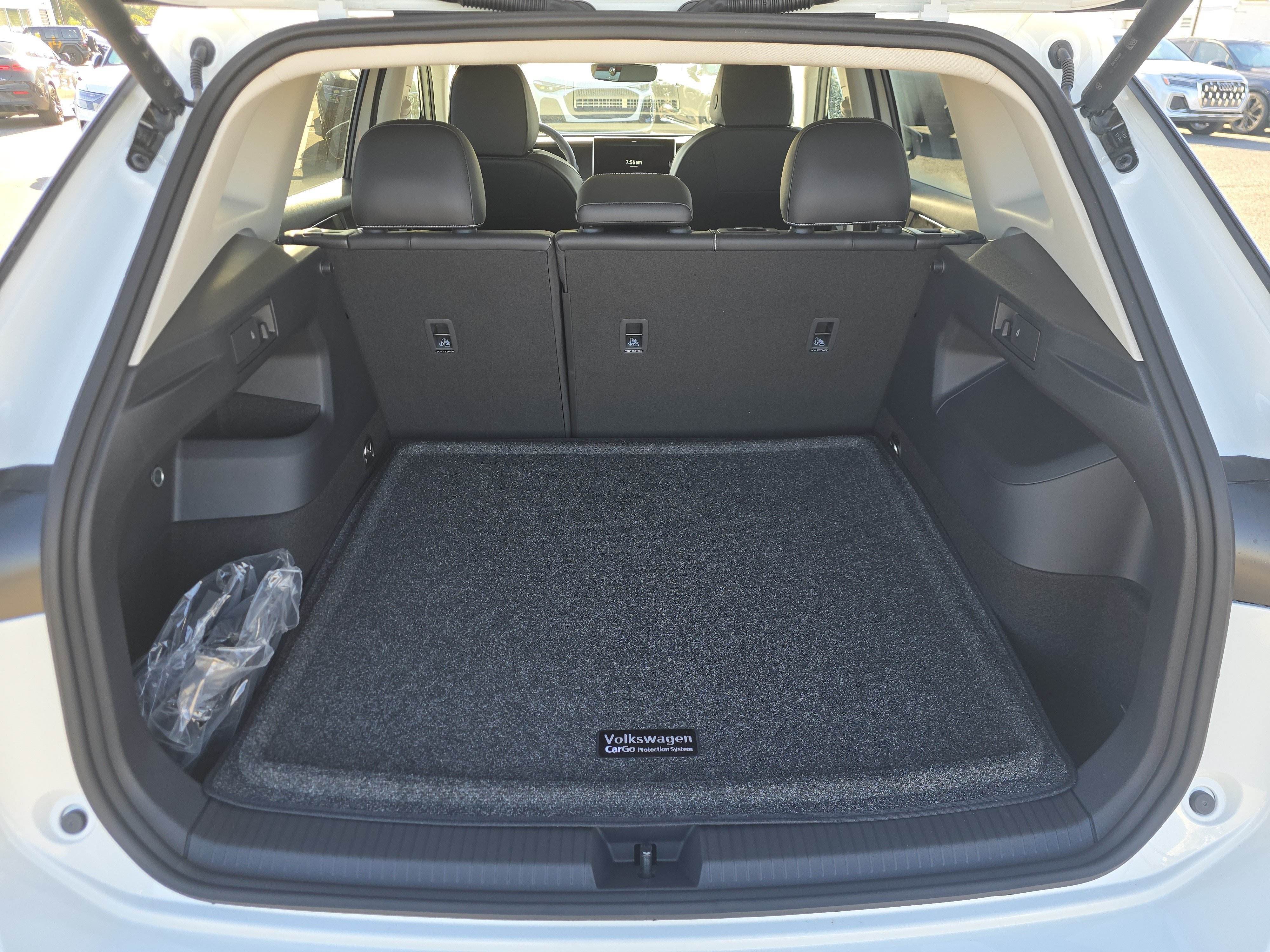 New 2026 Volkswagen Tiguan SE AWD/4WD image 15