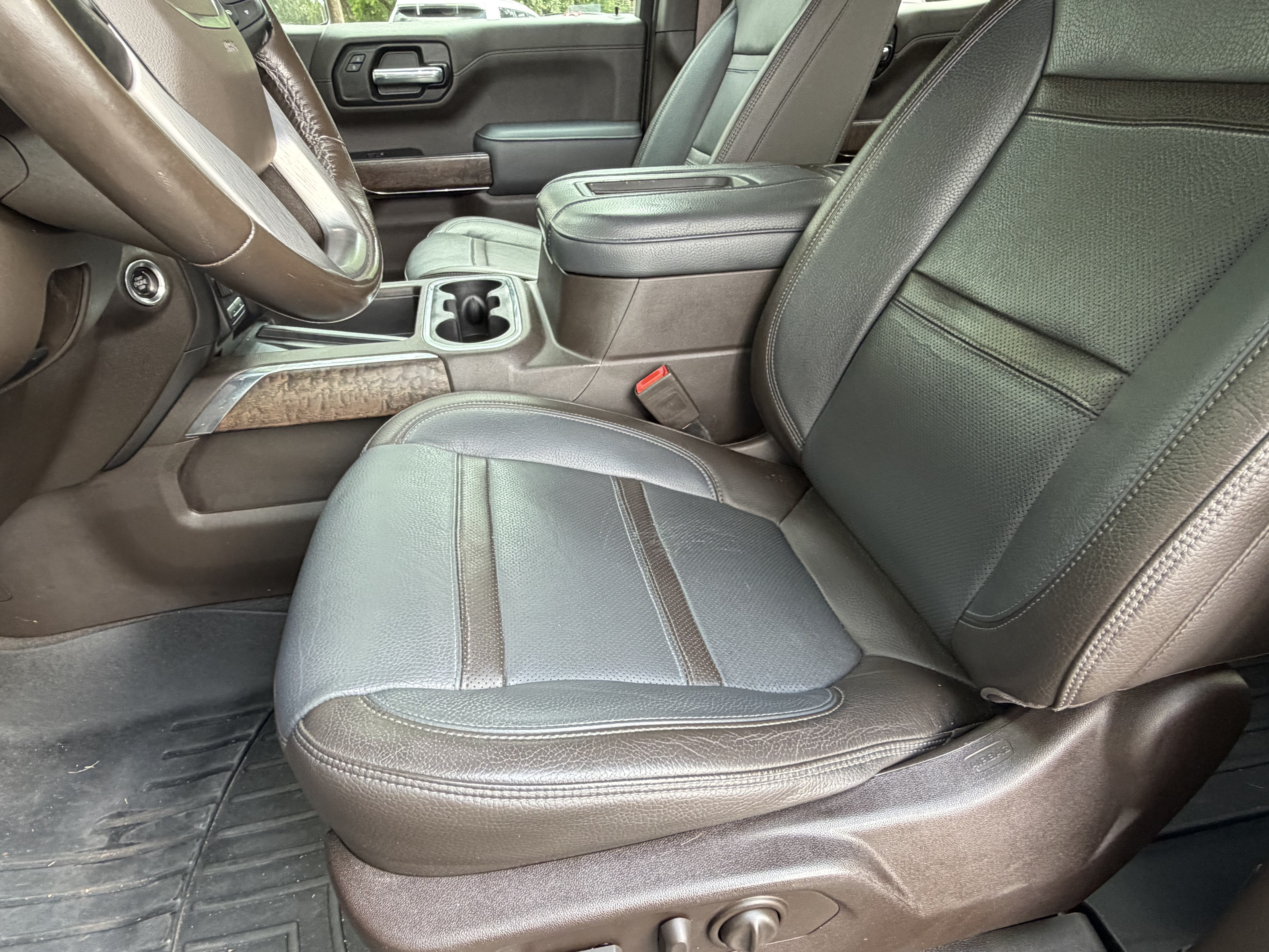 Used 2020 GMC Sierra 1500 Denali w/ Denali Ultimate Package AWD/4WD image 17