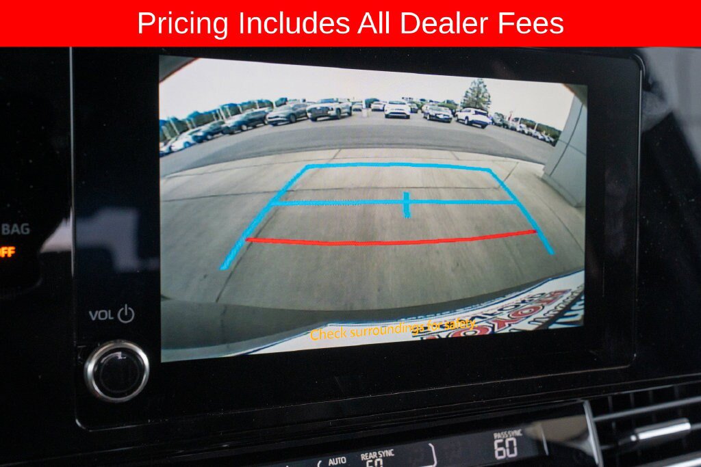 New 2026 Toyota Sienna LE FWD image 15