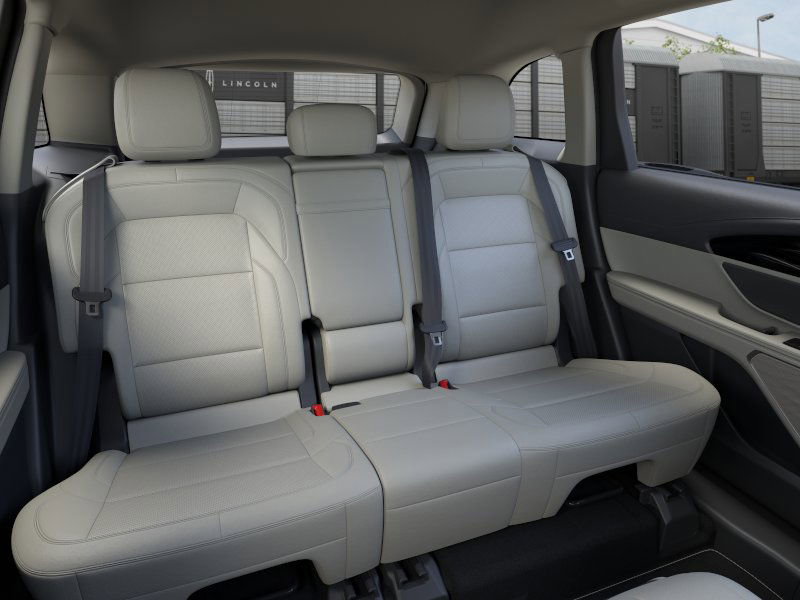 New 2026 Lincoln Nautilus Premier image 11