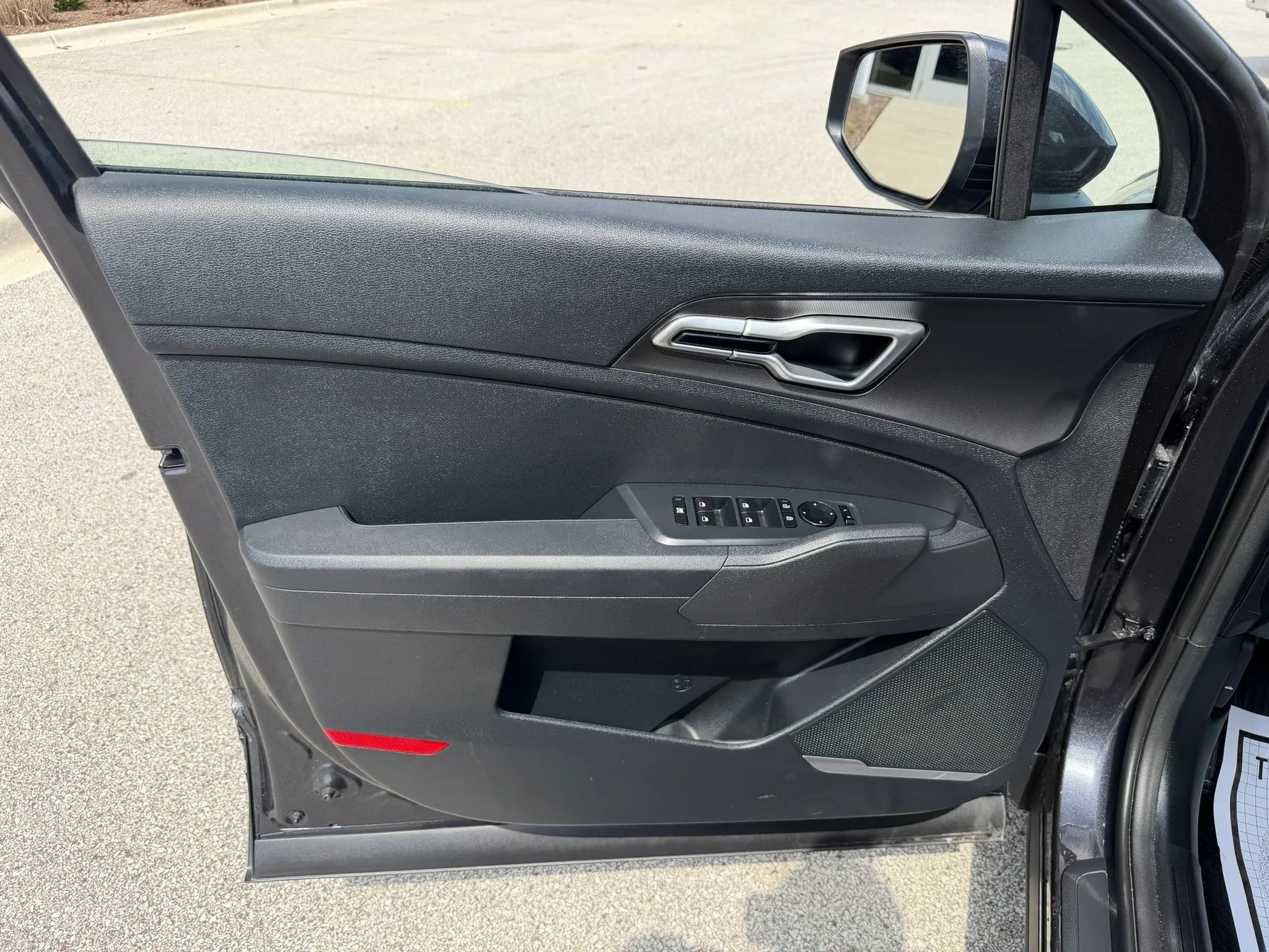 Used 2026 Kia Sportage LX FWD image 14