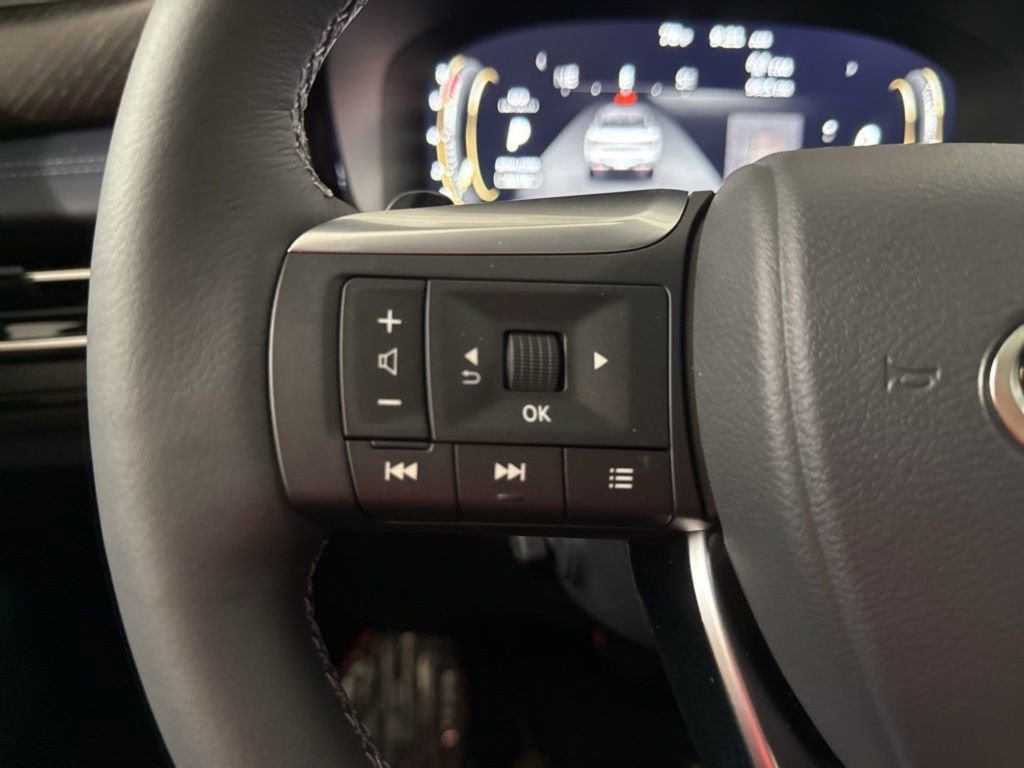 Certified 2026 INFINITI QX60 Sport w/ Dark Cargo Package image 13