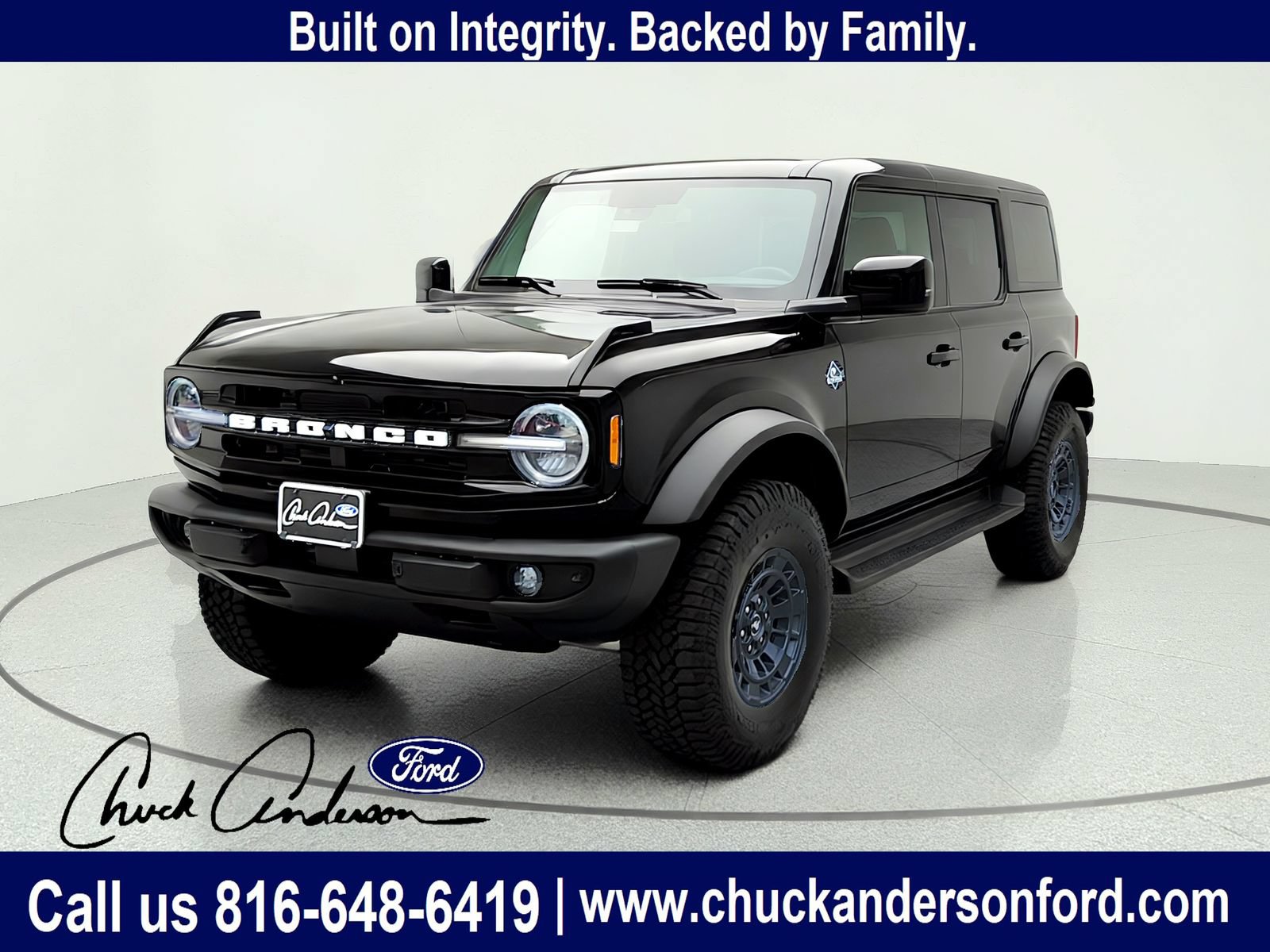 New 2026 Ford Bronco Outer Banks w/ Sasquatch Package