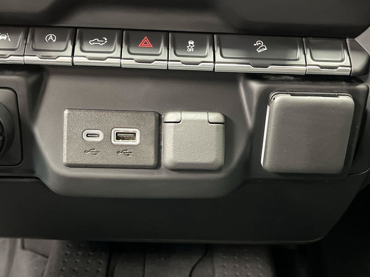 Certified 2024 Chevrolet Silverado 1500 Custom Trail Boss w/ Turbomax Blackout Package AWD/4WD image 23