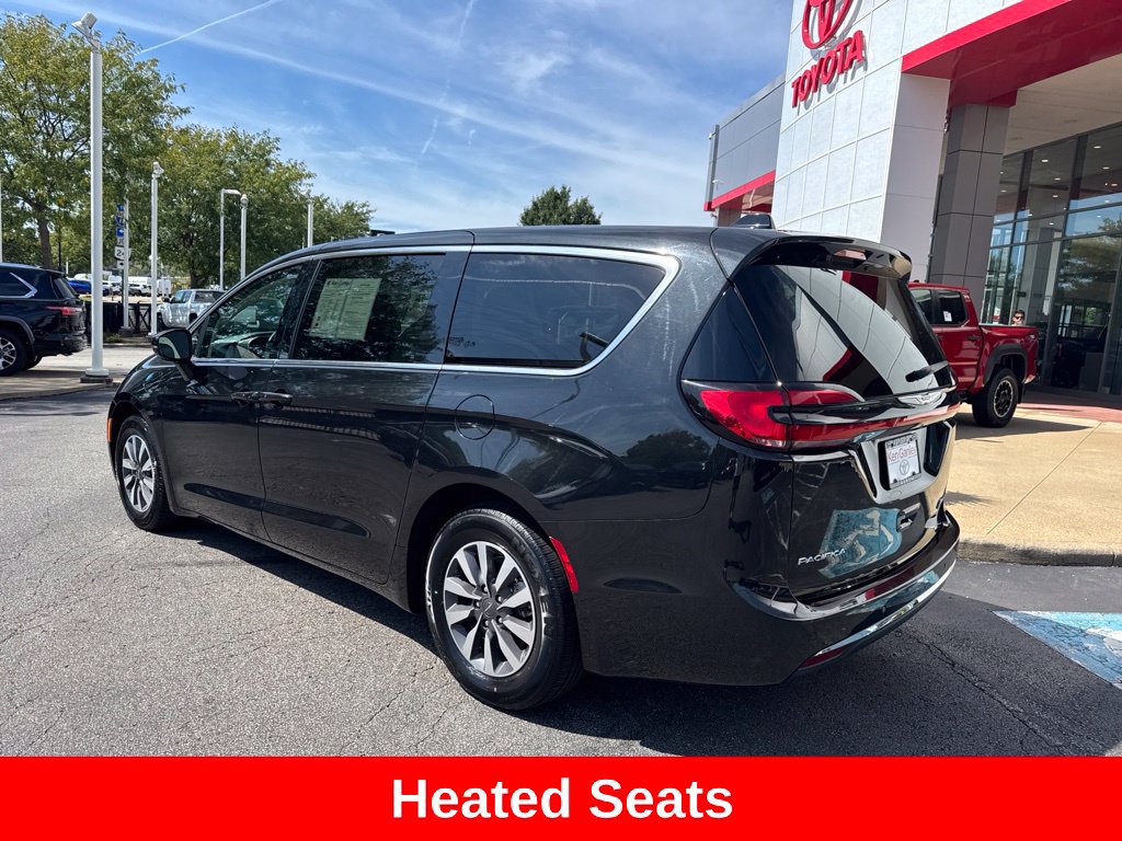 Used 2024 Chrysler Pacifica Limited FWD image 5