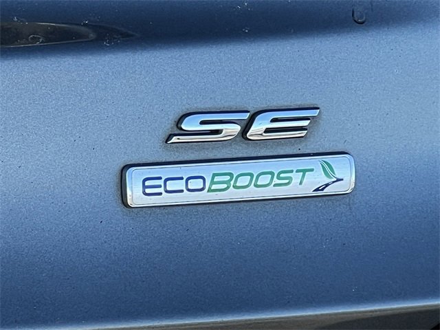 Used 2020 Ford Fusion SE image 9