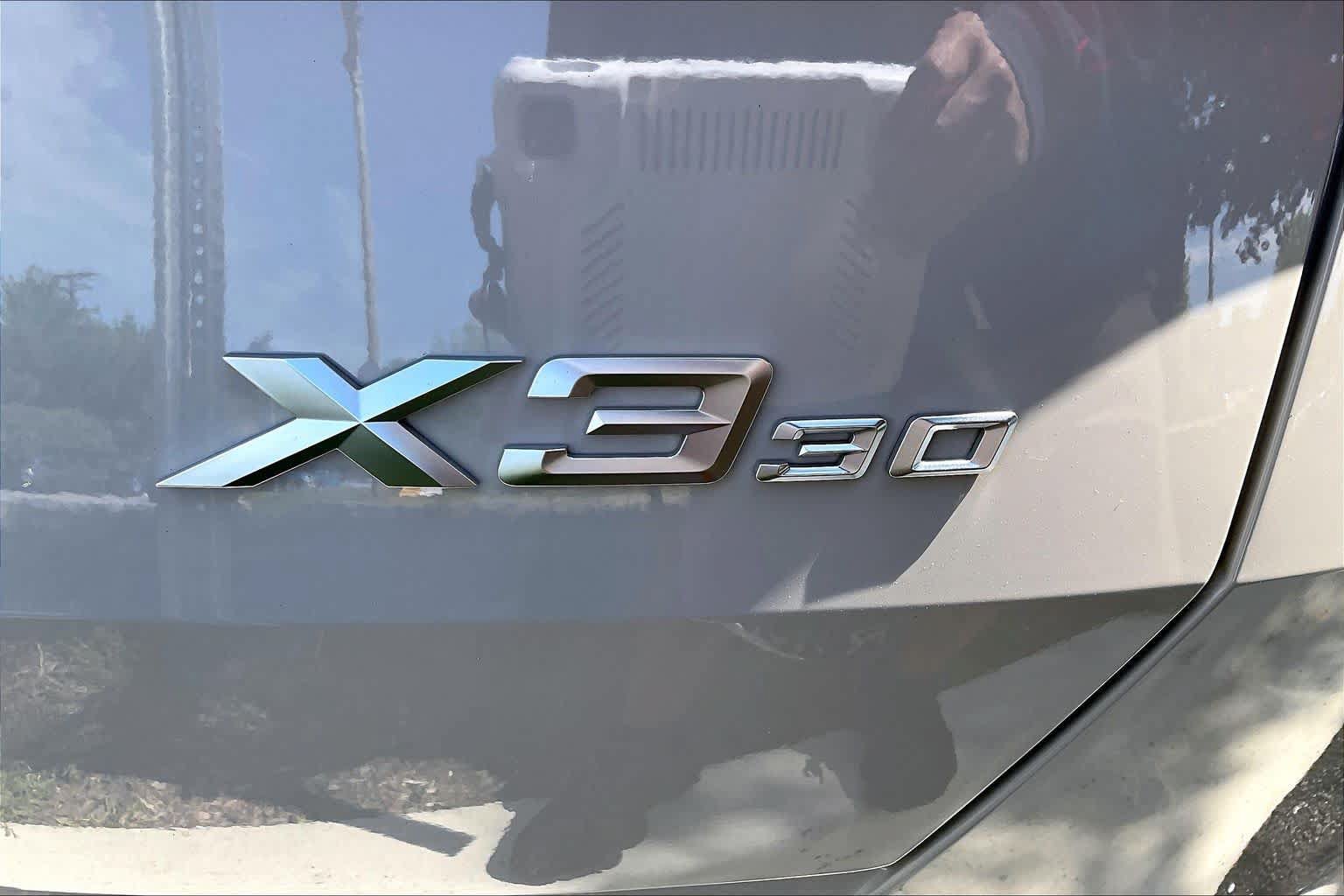 Used 2025 BMW X3 xDrive30i AWD/4WD image 32