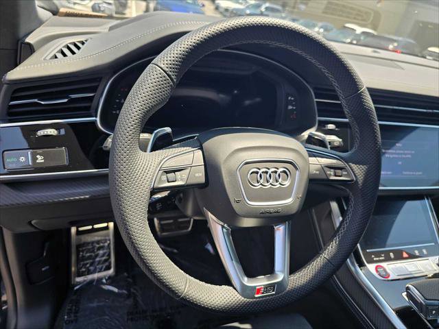 New 2025 Audi RS Q8 performance image 26
