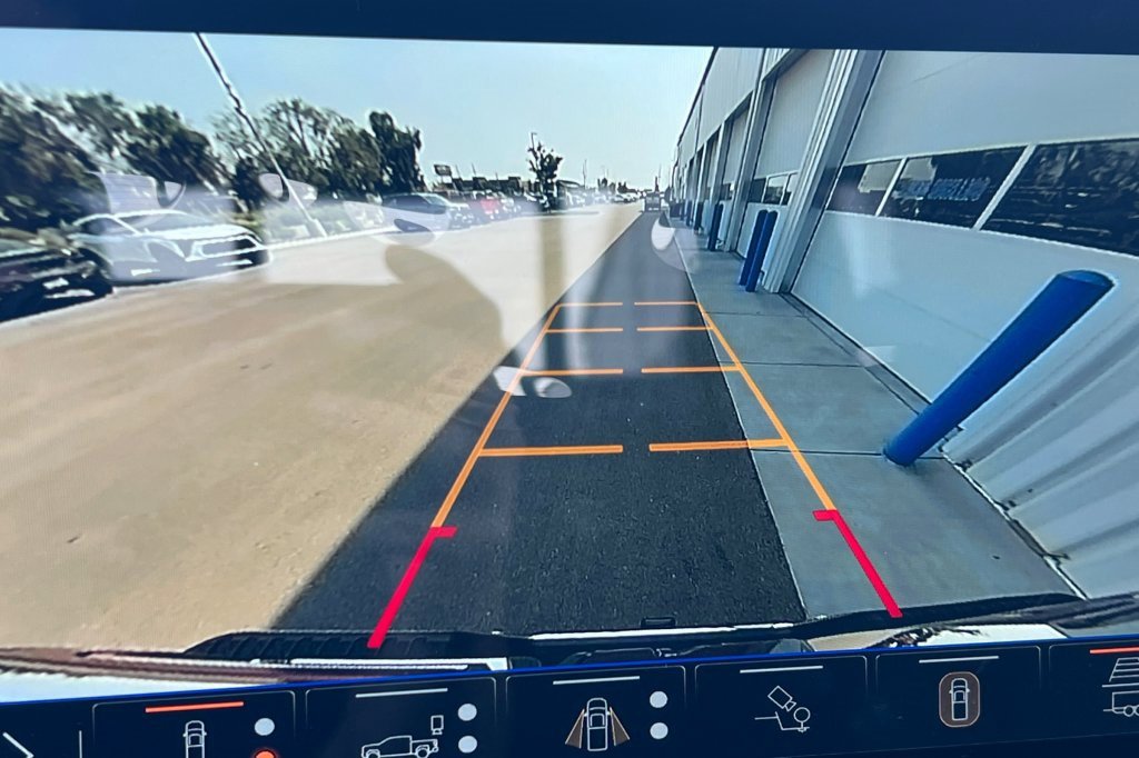 New 2026 GMC Sierra 2500 SLT image 16