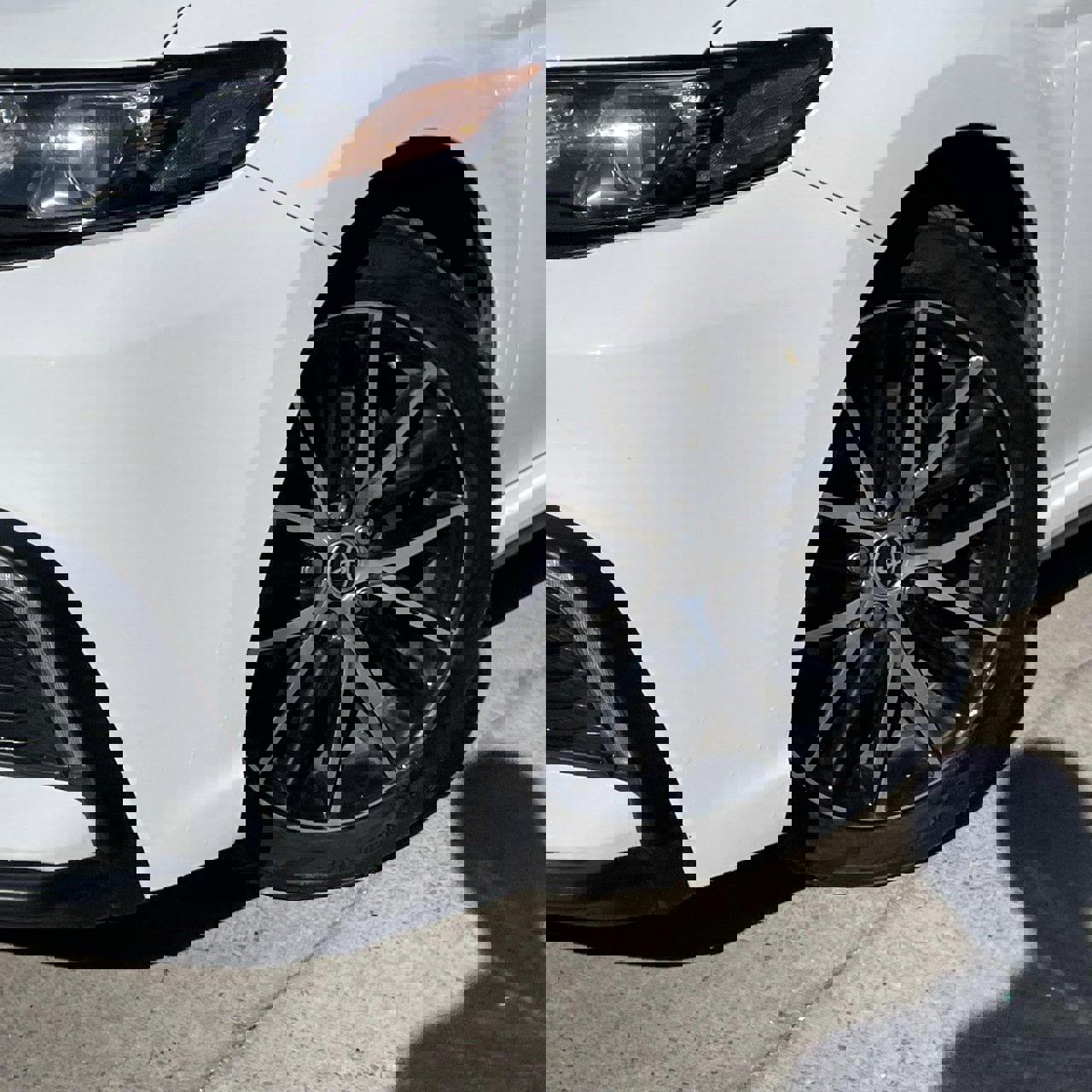 Used 2024 Toyota Camry SE image 8