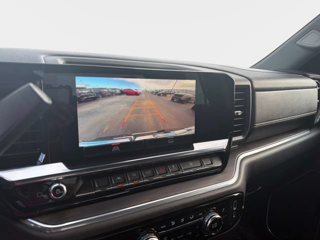 Used 2026 GMC Sierra 1500 SLT AWD/4WD image 19
