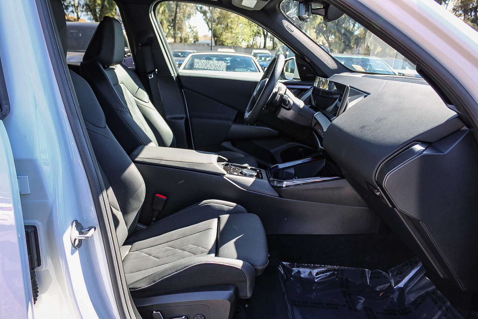 Certified 2025 BMW X3 xDrive30i w/ M Sport Package image 16