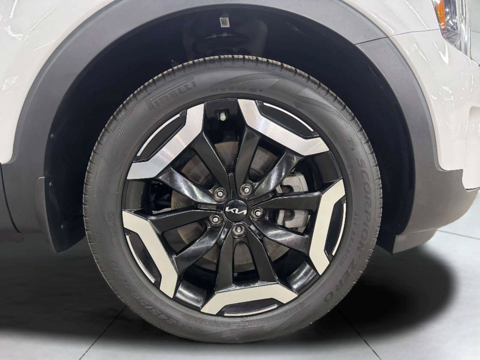 Used 2023 Kia Telluride EX w/ EX Captain's Chair Package FWD image 68