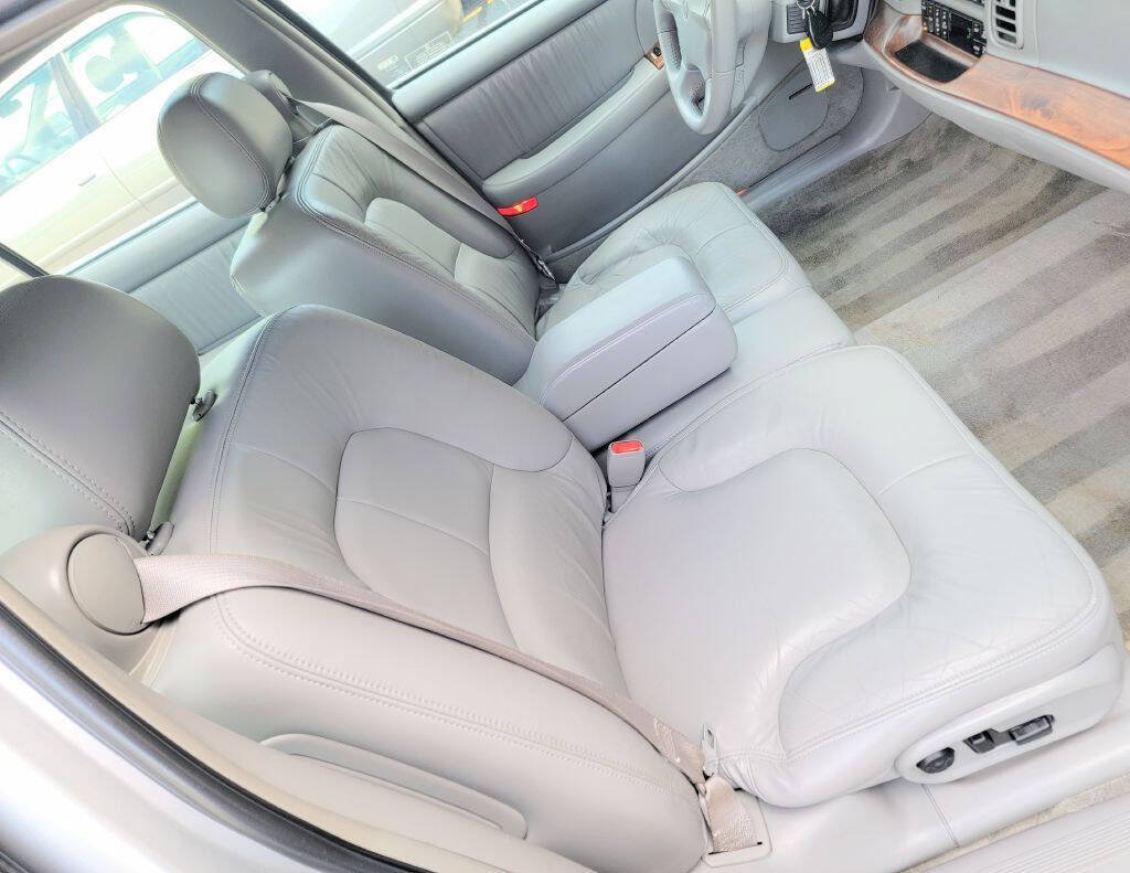 Used 2001 Buick Park Avenue w/ Prestige Pkg FWD image 23