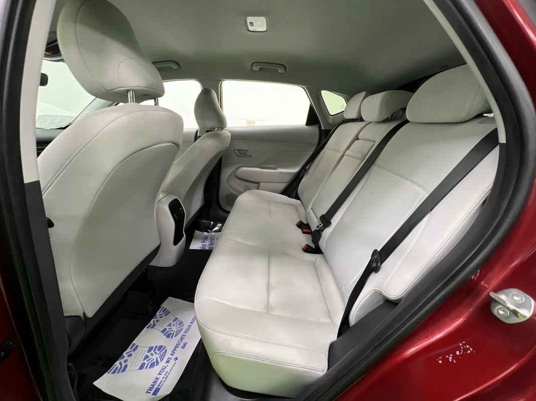 Used 2025 Hyundai Kona SEL FWD image 24