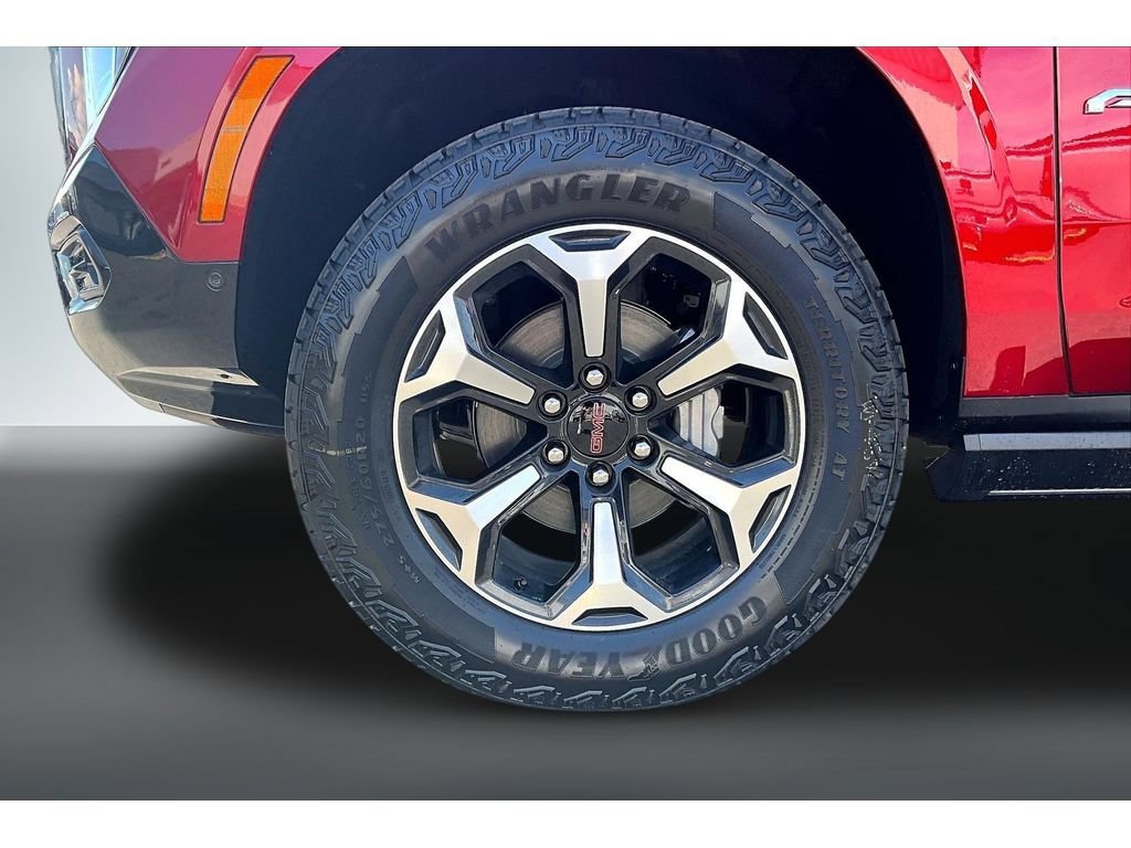 New 2026 GMC Yukon XL AT4 w/ AT4 Premium Plus Package AWD/4WD image 11