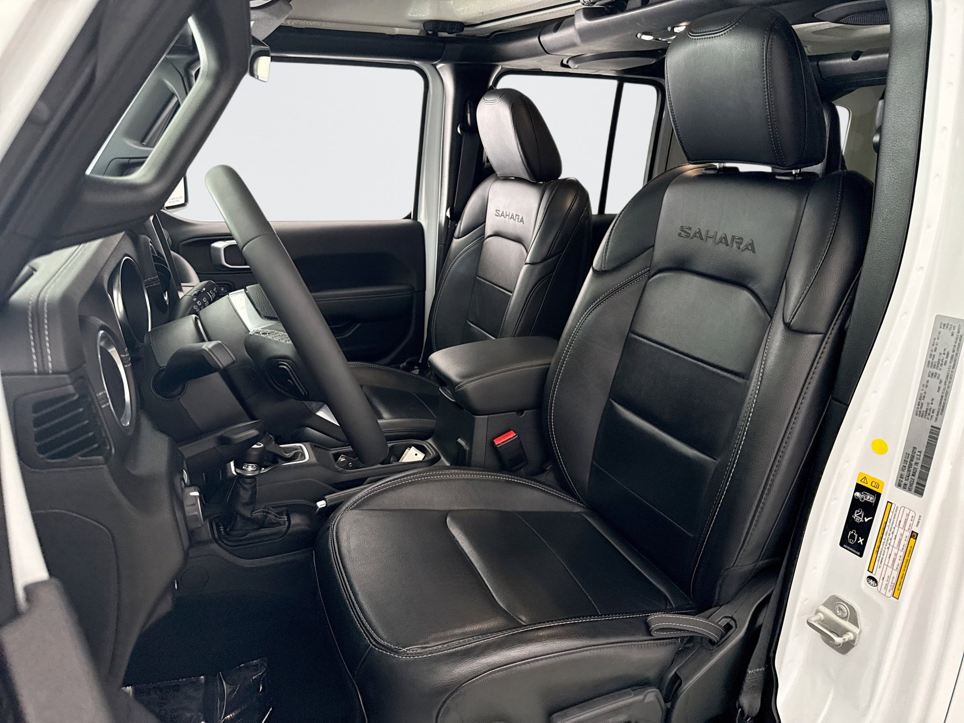 Used 2023 Jeep Wrangler Unlimited Sahara image 11