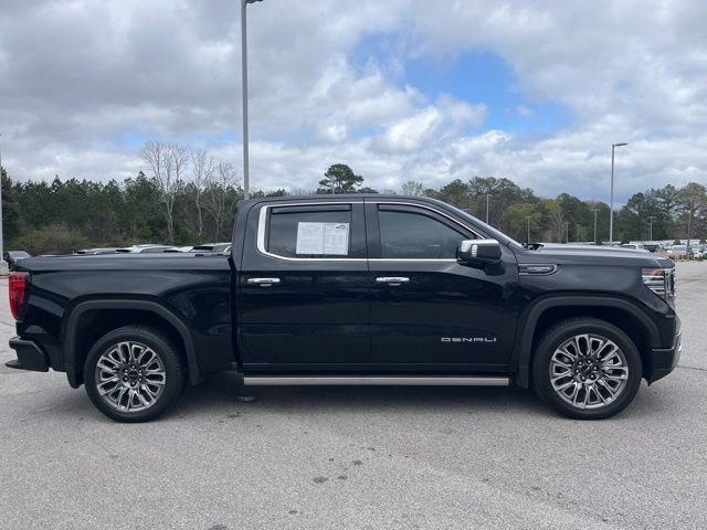 Used 2025 GMC Sierra 1500 Denali Ultimate AWD/4WD image 4