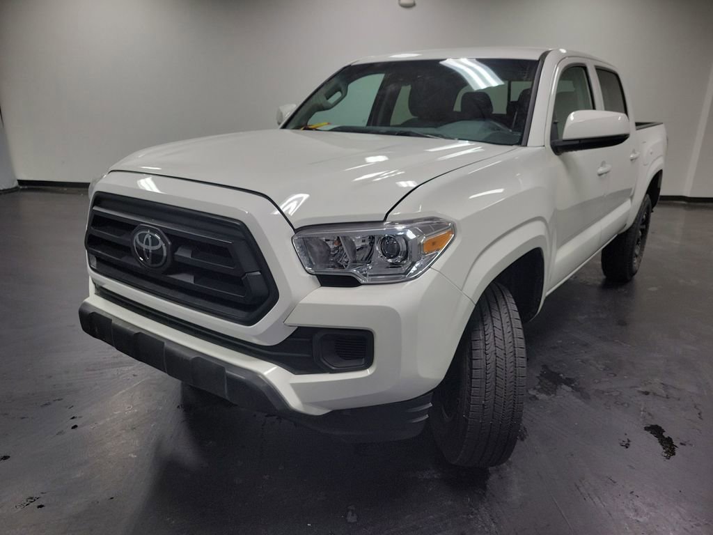 Used 2023 Toyota Tacoma SR image 4