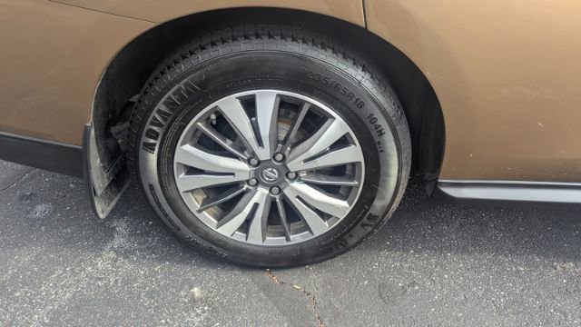 Used 2017 Nissan Pathfinder SL w/ SL Premium Package image 12