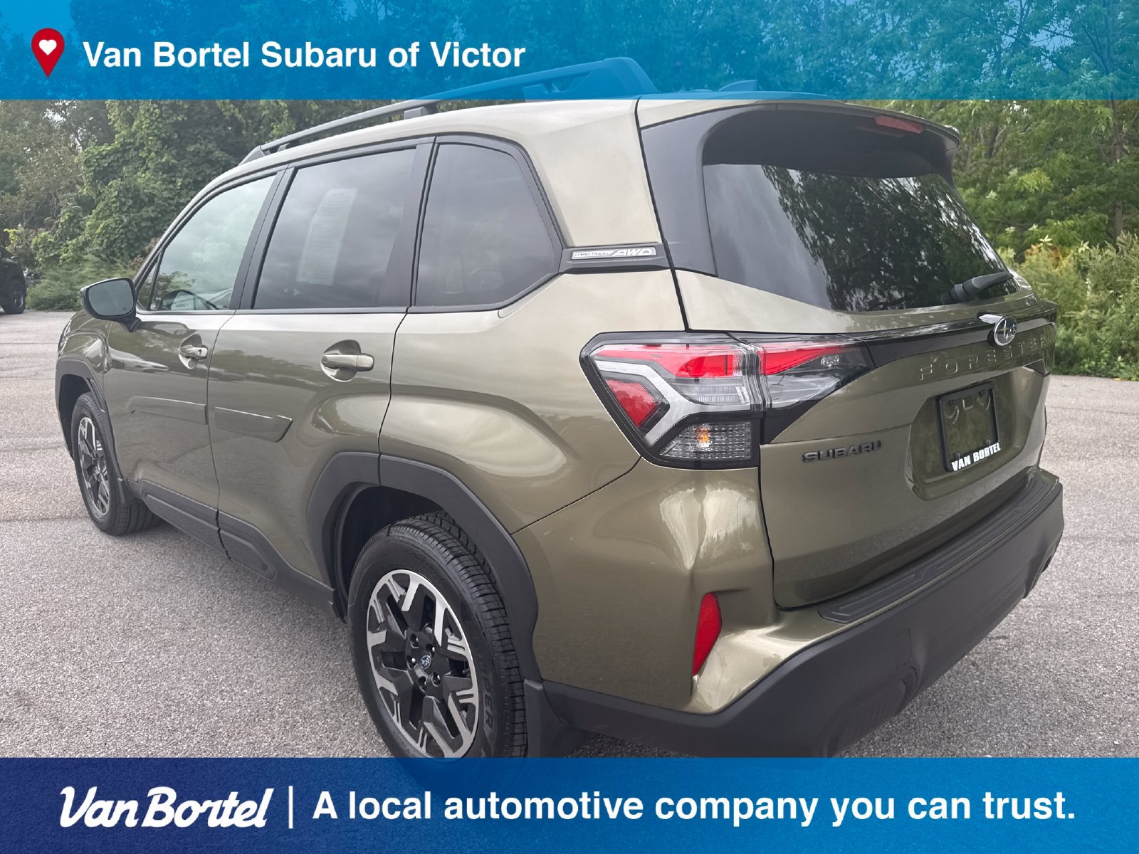 Certified 2025 Subaru Forester Premium AWD/4WD image 4
