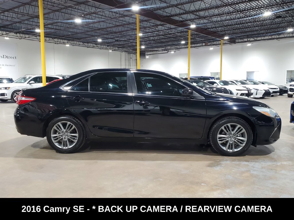 Used 2016 Toyota Camry SE FWD image 5