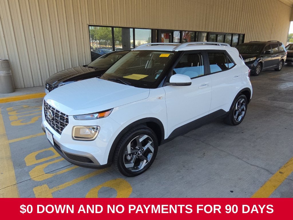 Used 2025 Hyundai Venue SEL FWD image 1