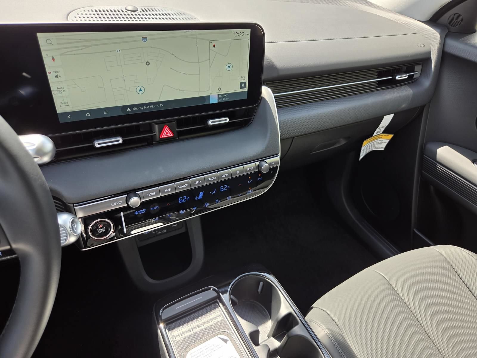 New 2027 Hyundai Ioniq 5 SEL RWD image 16