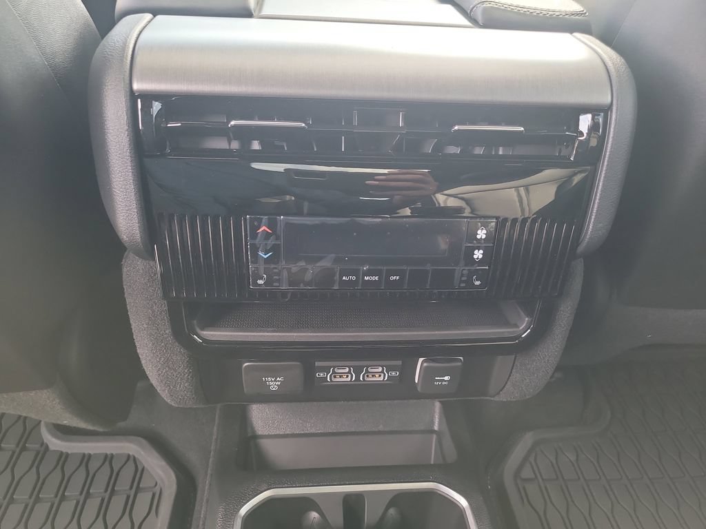 New 2026 Jeep Grand Wagoneer L Limited AWD/4WD image 18