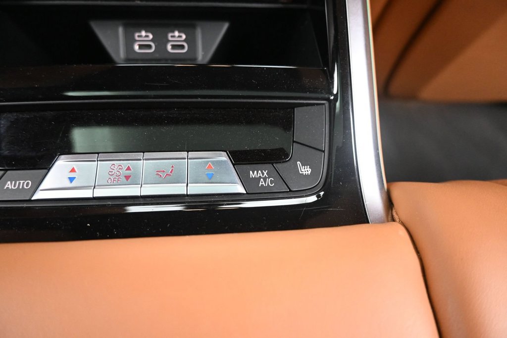 Used 2022 BMW M850i Gran Coupe xDrive AWD/4WD image 16