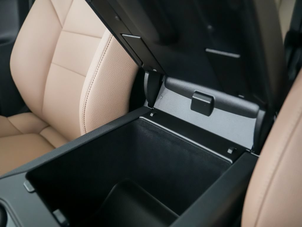 New 2026 Porsche Cayenne AWD/4WD image 33