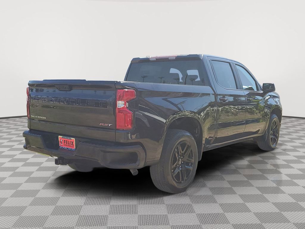 Used 2022 Chevrolet Silverado 1500 RST image 3