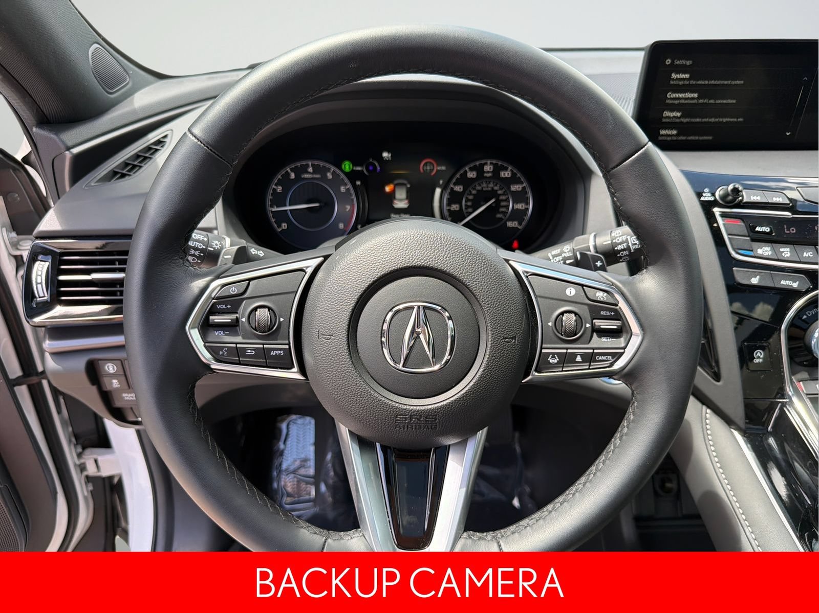 Used 2025 Acura RDX SH-AWD image 13