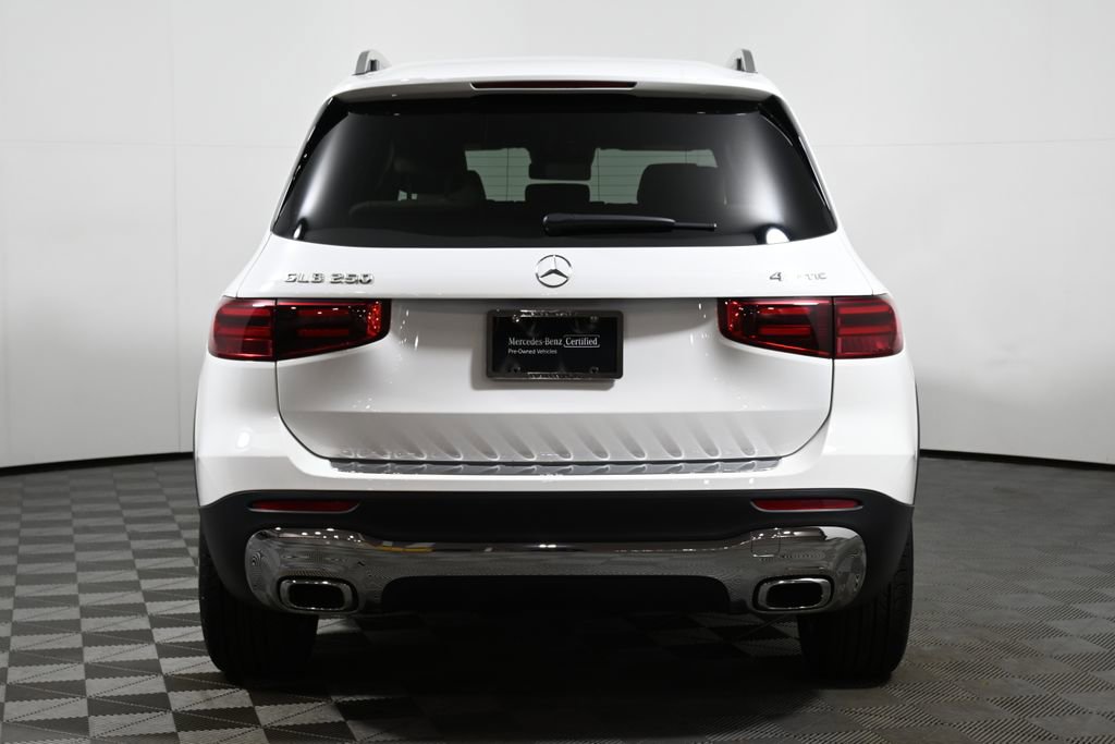 Used 2025 Mercedes-Benz GLB 250 4MATIC image 6